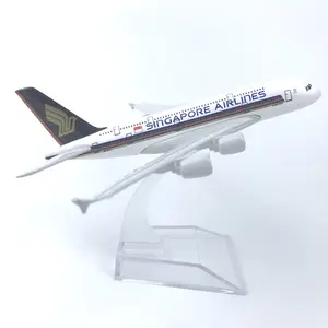 Grosir 16cm die cast mainan 1/400 Alloy B777-200 Singapore Airlines Model pesawat