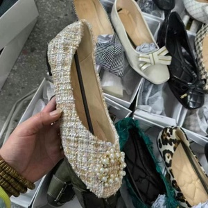 أحذية نسائية مسطحة كبيرة الحجم 41-43 مع إبزيم معدني، أحذية مسطحة مدببة ذات فتحة ضحلة، أحذية فردية بالجملة - Product Image 3