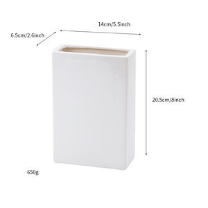 Vase en céramique blanche en forme de boîte à cigarettes Lucky You, décoration de table, style contemporain, design unique, cadeau pour la maison ou le bureau - Product Image 4