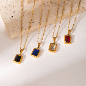 Light Luxury Fashion Non Fade Gold Stainless Steel Multi-color Square Zircon Pendant Necklace para Mulheres - Product Image 2