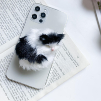 Support de téléphone portable Griptok en forme de chat en peluche Kawaii, accessoire promotionnel pour téléphone, support de table pour téléphone portable