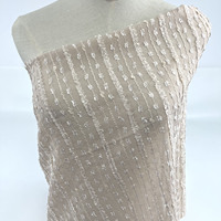 Vente en gros de tissu en mousseline de soie au crochet Tissu respirant en tulle brodé de fleurs coupées pour femmes Chemisier printemps-été