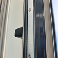 Fenêtre en aluminium de haute qualité 6060 T66, fenêtres à ouverture vers l'extérieur en aluminium, fenêtres à basculer et à tourner en aluminium pour hôtel