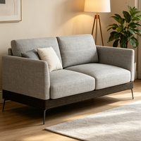 Ensemble de canapés d'angle modernes et élégants pour salon d'appartement, forme rectangulaire avec revêtement gris élégant et pieds en métal