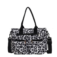 Sac fourre-tout en toile imprimé léopard grande capacité pour femme, sac à bandoulière décontracté en polyester avec fermeture éclair pour maman