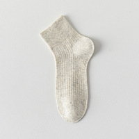 Chaussettes courtes en coton de couleur unie pour femmes, chaussettes de sport courtes pour tous les jours, pour l'été