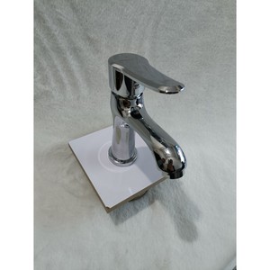 Copper <b>Basin</b> Faucet <b>Single</b> Handle Deck Mounted Ceramic Valve Core <b>Single</b> Hole Bathroom Sink <b>Tap</b> - Product Image 3