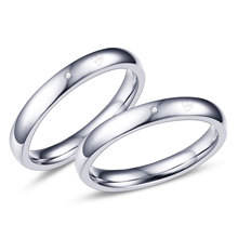 Anillo de eternidad de acero inoxidable chapado en oro de 18 quilates a la moda, garra con forma de número de circón para boda, compromiso, aniversario, fiesta, promesa - Product Image 5