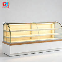 Vitrine de présentation élégante et moderne sur mesure pour gâteaux et pâtisseries