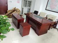 Ensemble de bureau de direction moderne en bois modulaire, bureau de patron en bois foncé de luxe, grand mobilier de bureau, poste de travail pour PDG