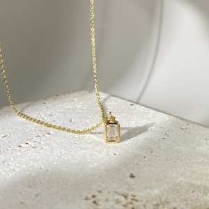 จี้เพชร CZ ทรงสวยหรู 3 รูปทรง กลม หยดน้ำ และเหลี่ยม ชุบทอง 18K เครื่องประดับมินิมอลสุดประณีต - Product Image 2