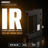 Capteur infrarouge DOMENZI GL100-N-V3 à fente large, sortie NPN, fente de 100 mm de large pour charges volumineuses sur convoyeurs de production larges