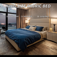 Ensemble de meubles de chambre à coucher de luxe moderne, lit king size modulaire rembourré avec cadre en bois et garantie de 10 ans