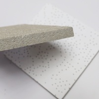 Plafonds modernes en carreaux blancs carrés 600x1200, imperméables, acoustiques, en fibre minérale, carton ignifuge, design de faux plafond S-MFB01
