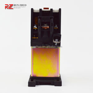 <span class=keywords><strong>Contacteur</strong></span> de <span class=keywords><strong>frein</strong></span> d'ascenseur BLT CZT-10F DC110V <span class=keywords><strong>contacteur</strong></span> électromagnétique - Product Image 3