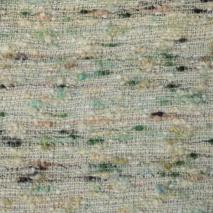 Tissu en tweed bouclé à rayures vert menthe et base blanche, en mélange de laine, pour gilet, manteau, blazer et robe printemps-automne - Product Image 5
