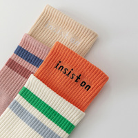 Chaussettes de yoga et de Pilates pour femmes, de haute qualité, personnalisées, antidérapantes, antibactériennes, confortables, tricotées, à compression, pour le Pilates au sol