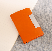 Juego de regalo para hombre con bolígrafo, cuaderno, llavero, estuche para tarjetas de disco en U, impreso digitalmente en 4 colores para seguro educativo