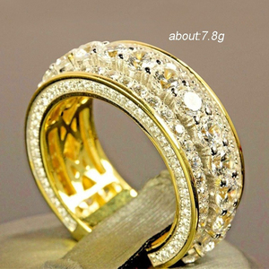 Anello Rotondo Placcato Oro con Pavé per Donne, Elegante Gioiello da Dito alla Moda - Product Image 5