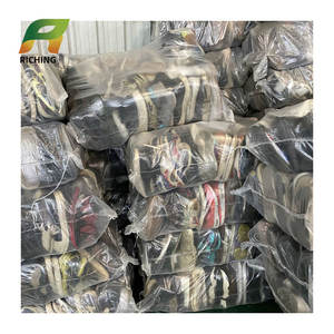 Chaussures de football d'occasion pour enfants de qualité A, Allemagne, Chaussures de friperie Premier Choix, Chaussures d'occasion - Product Image 1