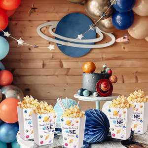 6 uds caja de dulces de papel Goodie astronauta galaxia espacio fiesta de cumpleaños Favor tratar caja de palomitas de maíz laminación brillante un año de edad - Product Image 3