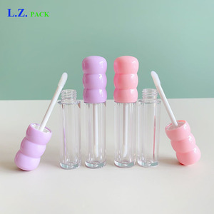 LZ Pack <span class=keywords><strong>Precio</strong></span> de fábrica Nuevo Púrpura Rosa Redondo Brillo de <span class=keywords><strong>labios</strong></span> Botella transparente 2ml Mini Cute Private Label Brillo de <span class=keywords><strong>labios</strong></span> Tubos con varita - Product Image 5