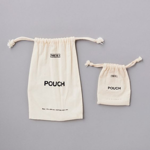 Sacs en tissu de coton noir réutilisables et écologiques avec cordon de serrage, en mousseline, calicot ou toile, personnalisables avec logo, pour la vente en gros - Product Image 6
