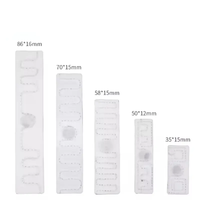 Étiquettes RFID UHF Gen2 avec lumière LED et matériau PP anti-contrefaçon, conservation des données pendant 50 ans pour la gestion mondiale des blanchisseries