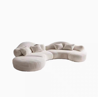Ensemble de canapés en velours chenille, style crème, minimaliste moderne, pour salon, avec canapé d'angle créatif de forme irrégulière et combinaison incurvée