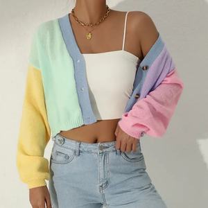 Nouvelle veste tricotée OOTD de haute qualité pour l'automne, col rond vintage, manches longues en coton, style Old Money, veste tricotée arc-en-ciel pour femme - Product Image 1