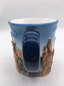 Taza de Café de Cerámica Pintada a Mano con Relieve 3D de la Acrópolis, el Parténón y el Erechtheion, Atenas, Grecia, Artesanía Hecha a Mano, Recuerdo de Viaje - Product Image 4