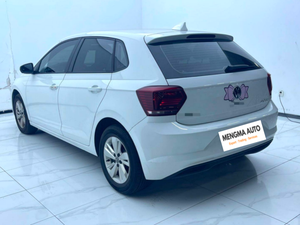 Bel 2023 usato per <span class=keywords><strong>Volkswagen</strong></span> <span class=keywords><strong>Polo</strong></span> Plus con cambio automatico sterzo sinistro 1.5L R15 pneumatico di <span class=keywords><strong>dimensioni</strong></span> cina auto per l'esportazione - Product Image 3