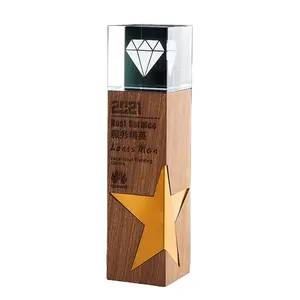 2023 regalos de recuerdo creativos deportes trofeo de madera de vidrio personalizado Campeón Mundial premio de cristal copa de trofeo