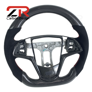 Volante Deportivo de Fibra de Carbono y Gamuza para <span class=keywords><strong>Cadillac</strong></span> ATS-<span class=keywords><strong>V</strong></span> CTS-<span class=keywords><strong>V</strong></span> ATS ATSL, Diseño Deportivo con Base Plana - Product Image 4