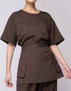 Tenue <span class=keywords><strong>de</strong></span> travail estivale pour femme, manches courtes, couleur marron, pour salon <span class=keywords><strong>de</strong></span> beauté et hôtel, tenue <span class=keywords><strong>de</strong></span> technicienne en pédicure, matière polyester, pour club <span class=keywords><strong>de</strong></span> santé - Product Image 1