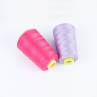 Alta tenacidad de colores negro blanco hilado de poliéster hilo de coser rollo de 40/2 para accesorios de prendas de vestir