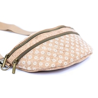 Tas pinggang kork motif cetak kompartemen zip ganda bisa dipakai tas pinggang selempang tas dada
