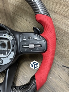 Volant en cuir rouge et fibre de carbone forgée pour Mercedes Benz W204 W205 W211 W213 W212 W222 EQA E550 G63 C63 AMG <span class=keywords><strong>GT</strong></span> - Product Image 4