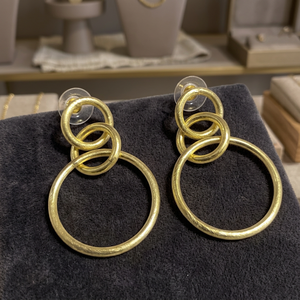 SOUMYA CREATIONS Pendientes de Aro de Latón Hechos a Mano, Estilo Clásico, Chapados en Oro, Unisex, de Rajasthan - Product Image 3