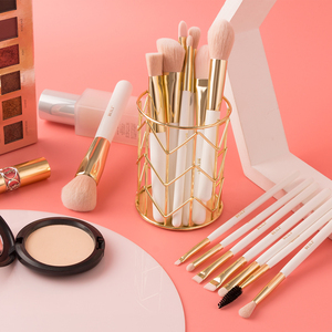 Juego <span class=keywords><strong>de</strong></span> Brochas <span class=keywords><strong>de</strong></span> Maquillaje Profesional <span class=keywords><strong>de</strong></span> 15 Piezas con Empaque Personalizado, Pelo Sintético Rosa, el <span class=keywords><strong>Mejor</strong></span> Juego <span class=keywords><strong>de</strong></span> Brochas para Polvo, Base, Iluminador <span class=keywords><strong>y</strong></span> <span class=keywords><strong>Ojos</strong></span> - Product Image 5