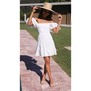 Robe courte à épaules dénudées à manches courtes, best-seller - Product Image 3