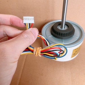 Motor Mitsubishi Rc0j56-Ad DC 340v 56w 1500rpm para piezas de aire acondicionado - Product Image 2