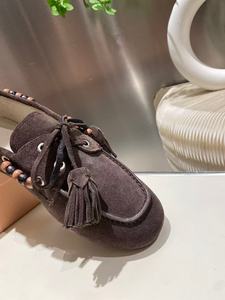 Chaussures de sport pour homme en daim, design classique, doublure en cuir sur mesure, semelle en caoutchouc pour une excellente résistance au glissement. - Product Image 4