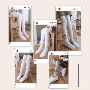 Leggings da Bambina Jingwen OEM in Stile Coreano <span class=keywords><strong>a</strong></span> <span class=keywords><strong>Righe</strong></span> Verticali, Calzini Fashion per Neonati in Cotone con Fiocco, <span class=keywords><strong>Calze</strong></span> Spesse, Collant da Ragazza - Product Image 4