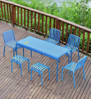 XY Meilleure nouvelle conception, vente chaude, tables et chaises en métal pour villa extérieure, cour, hôtel, jardin, patio, restaurant, ensembles de tables à manger