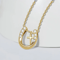 Bijoux cheval Offre Spéciale 925 argent Sterling plaqué or cubique Zircon croix fer à cheval pendentif collier