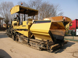 Máquina Pavimentadora <span class=keywords><strong>de</strong></span> <span class=keywords><strong>Asfalto</strong></span> AP755 <span class=keywords><strong>de</strong></span> 15t con Capacidad <span class=keywords><strong>de</strong></span> Subida del 20% para Terminales Portuarios - Product Image 1