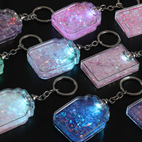 Porte-clés liquide acrylique à paillettes multicolores, lumineux LED, avec impression UV personnalisée du LOGO, autocollant flexible DIY, effet sable mouvant, vente chaude