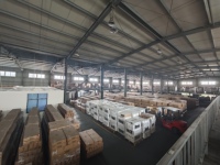 Foyer électronique d'intérieur de 24 pouces de haute qualité avec contrôle de température de flamme simulée en bois pour la décoration intérieure