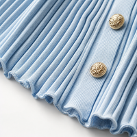 Ensemble tricoté 2 pièces personnalisé pour femme, haut à col en V profond et volants, jupe midi sirène plissée côtelée, vente en gros OEM, commande en gros, direct usine